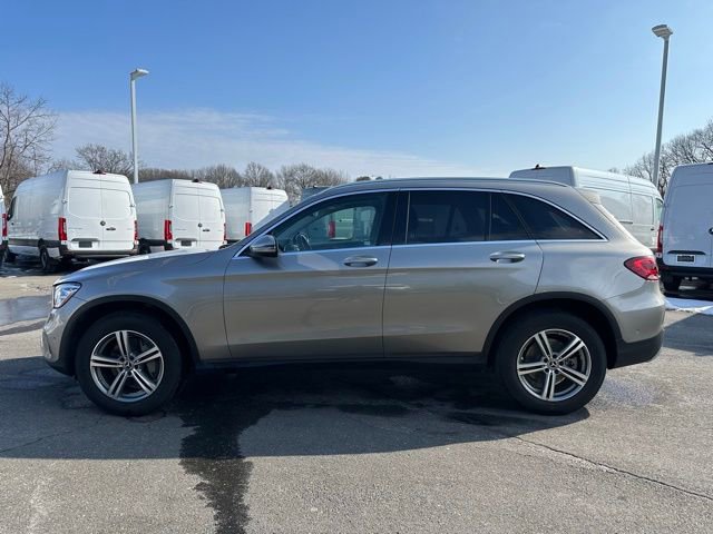 Used 2021 Mercedes-Benz GLC 300 4MATIC image 3