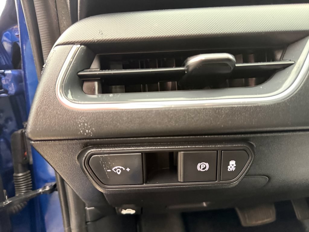 Used 2025 Kia K4 EX FWD image 19