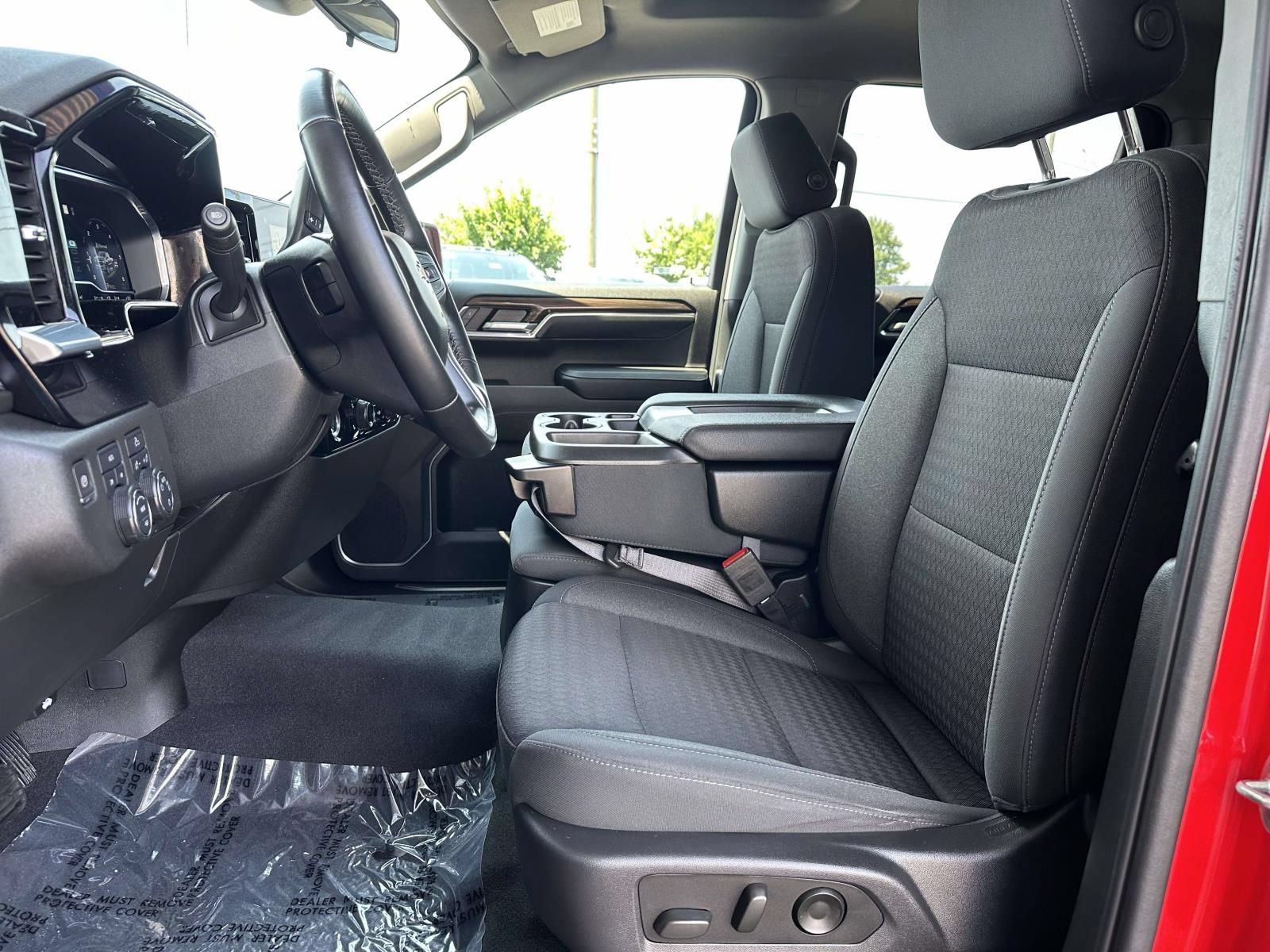 Certified 2023 Chevrolet Silverado 1500 LT AWD/4WD image 23