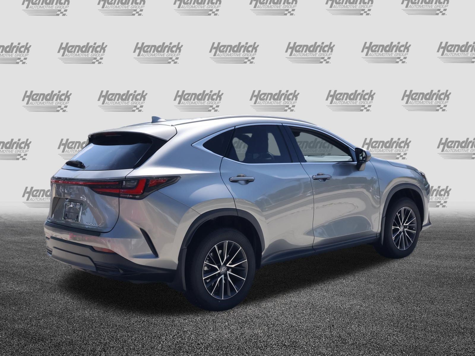 Certified 2024 Lexus NX 250 FWD image 9