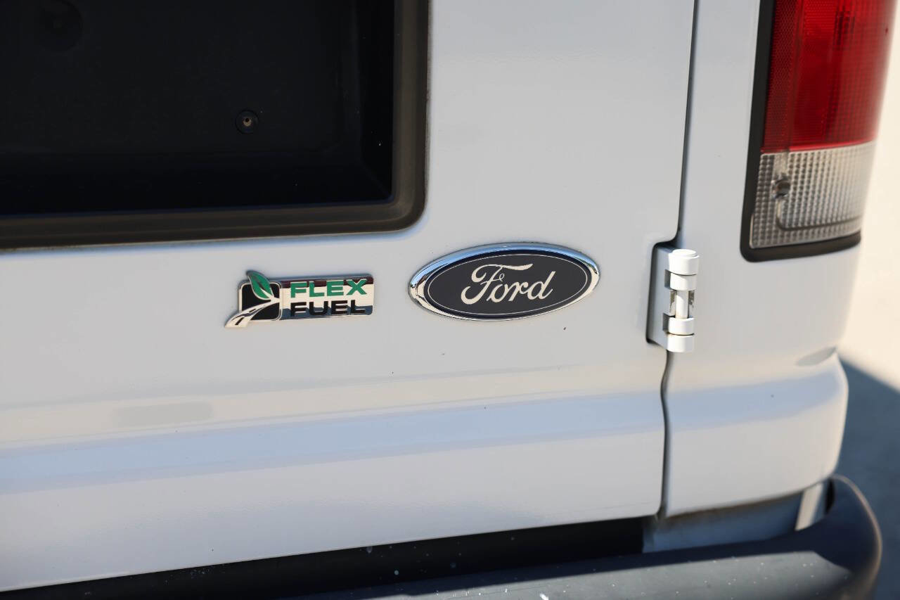 Used 2013 Ford E-250 and Econoline 250 w/ PWR Group RWD image 27
