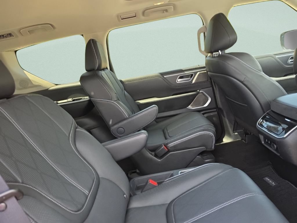 Used 2025 INFINITI QX80 Sensory AWD/4WD image 26
