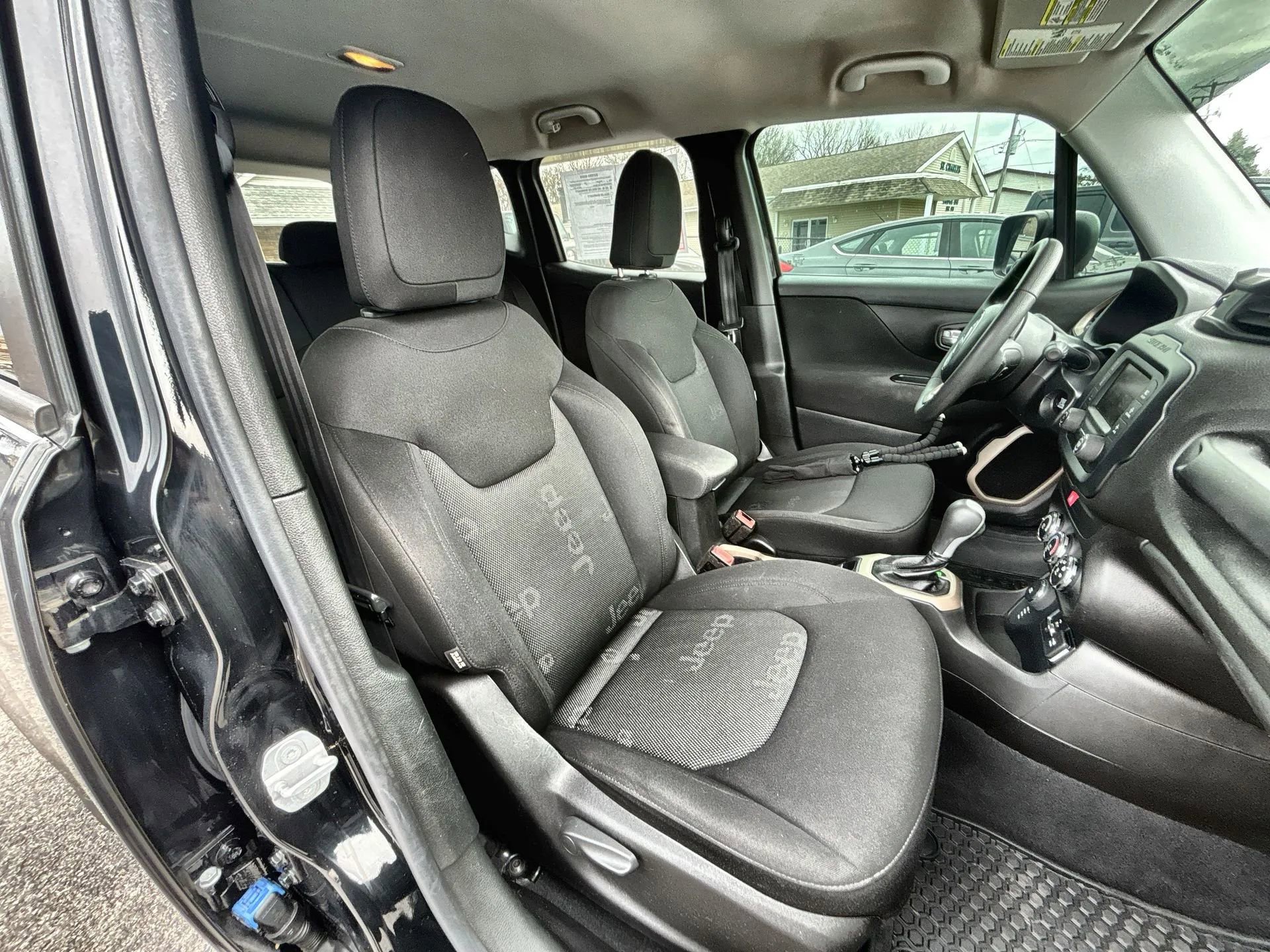 Used 2017 Jeep Renegade Sport w/ Power & Air Group image 24