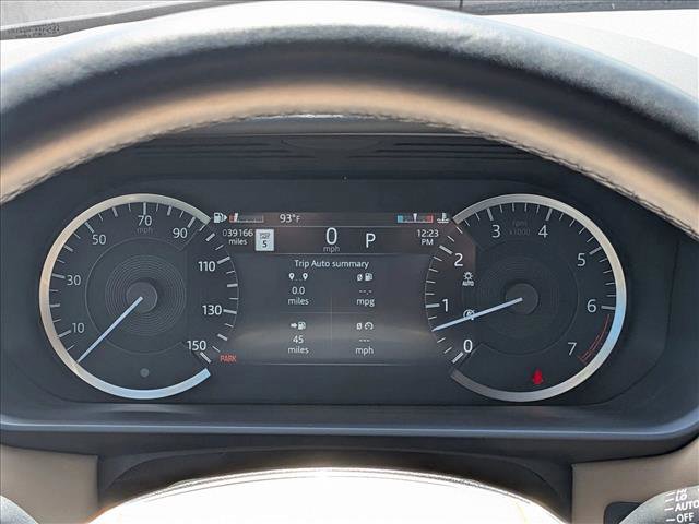 Used 2023 Land Rover Discovery HSE R-Dynamic AWD/4WD image 11