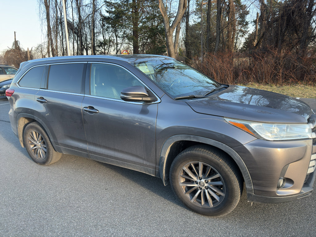 Used 2019 Toyota Highlander XLE