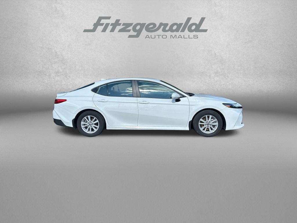 Used 2025 Toyota Camry LE FWD image 8