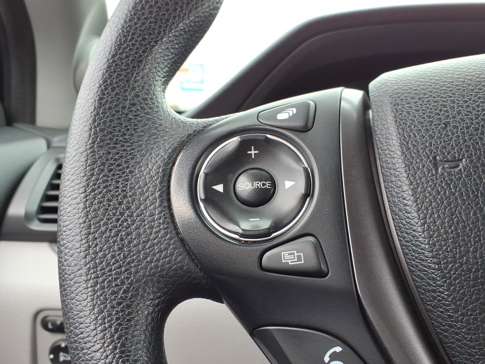 Used 2018 Honda Pilot EX image 28