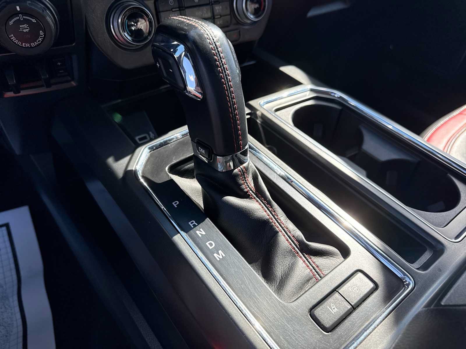 Used 2018 Ford F150 Lariat w/ Equipment Group 502A Luxury AWD/4WD image 32
