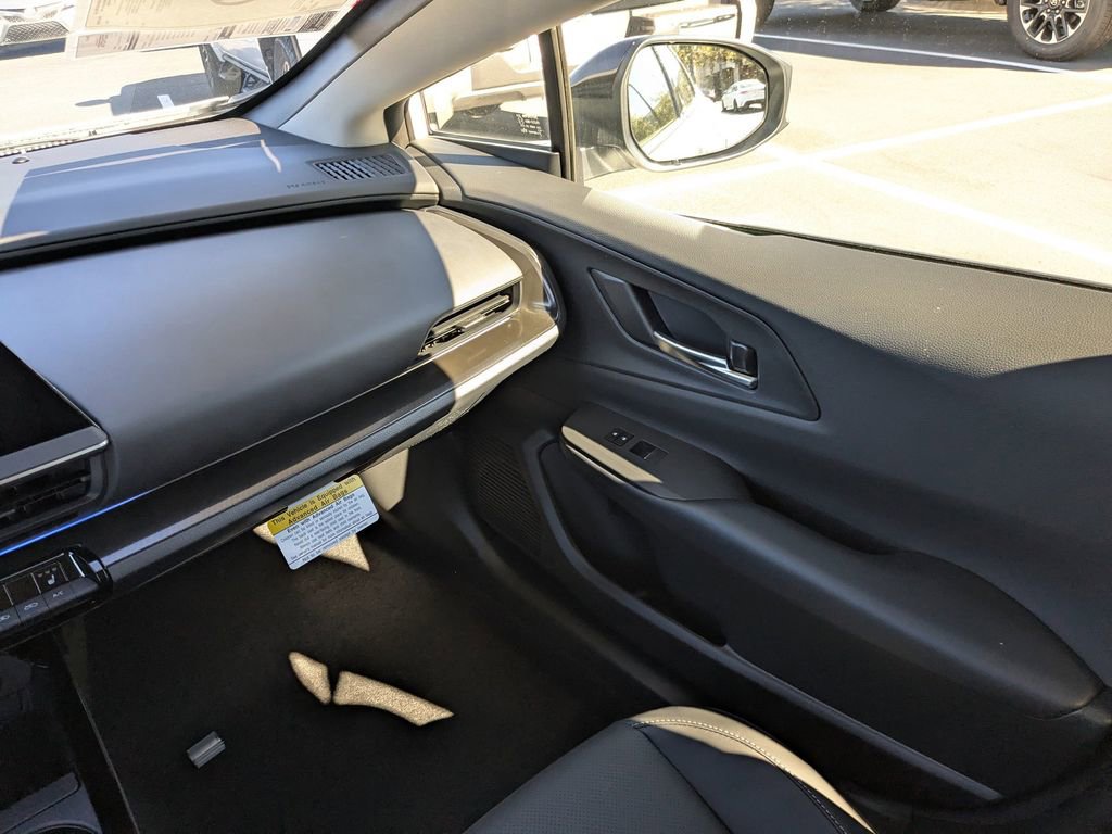 New 2026 Toyota Prius Plug-In Hybrid FWD image 91