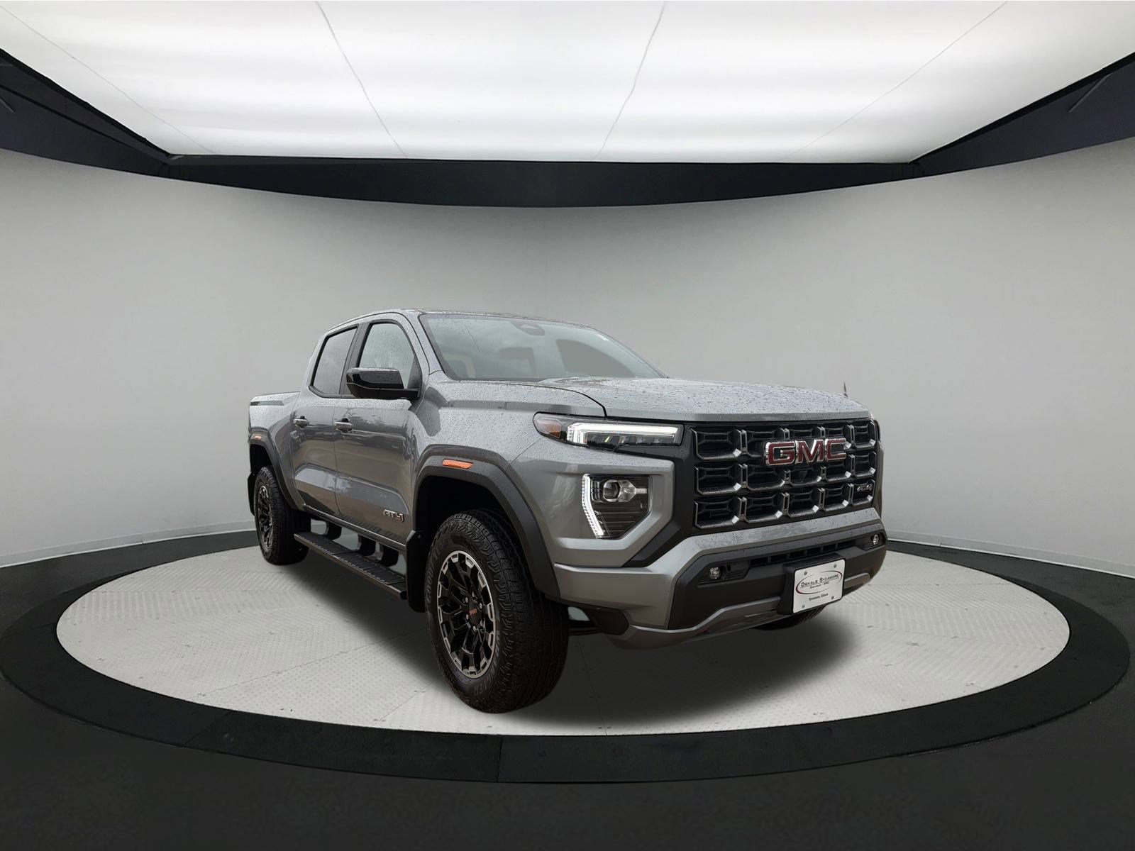 Used 2026 GMC Canyon AT4 w/ Technology Plus Package image 1