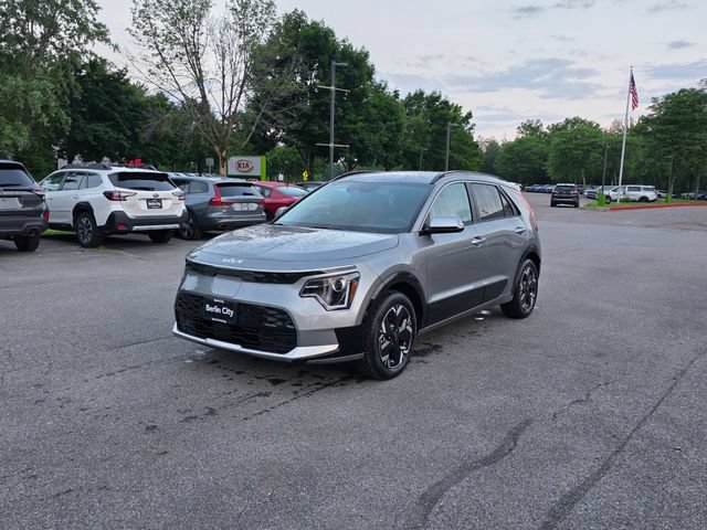 New 2026 Kia Niro Wind w/ Wind Preserve Package FWD image 3