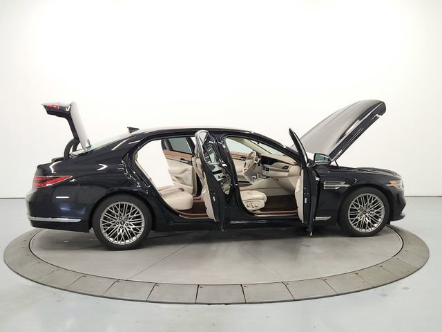 Used 2021 Genesis G90 3.3T Premium image 16