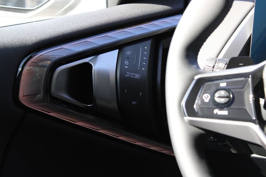 Used 2026 BMW X3 xDrive30i AWD/4WD image 14