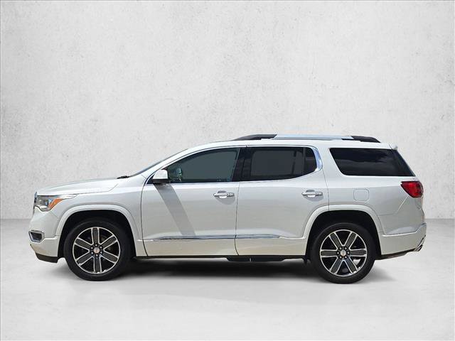 Used 2017 GMC Acadia Denali w/ Technology Package FWD image 8