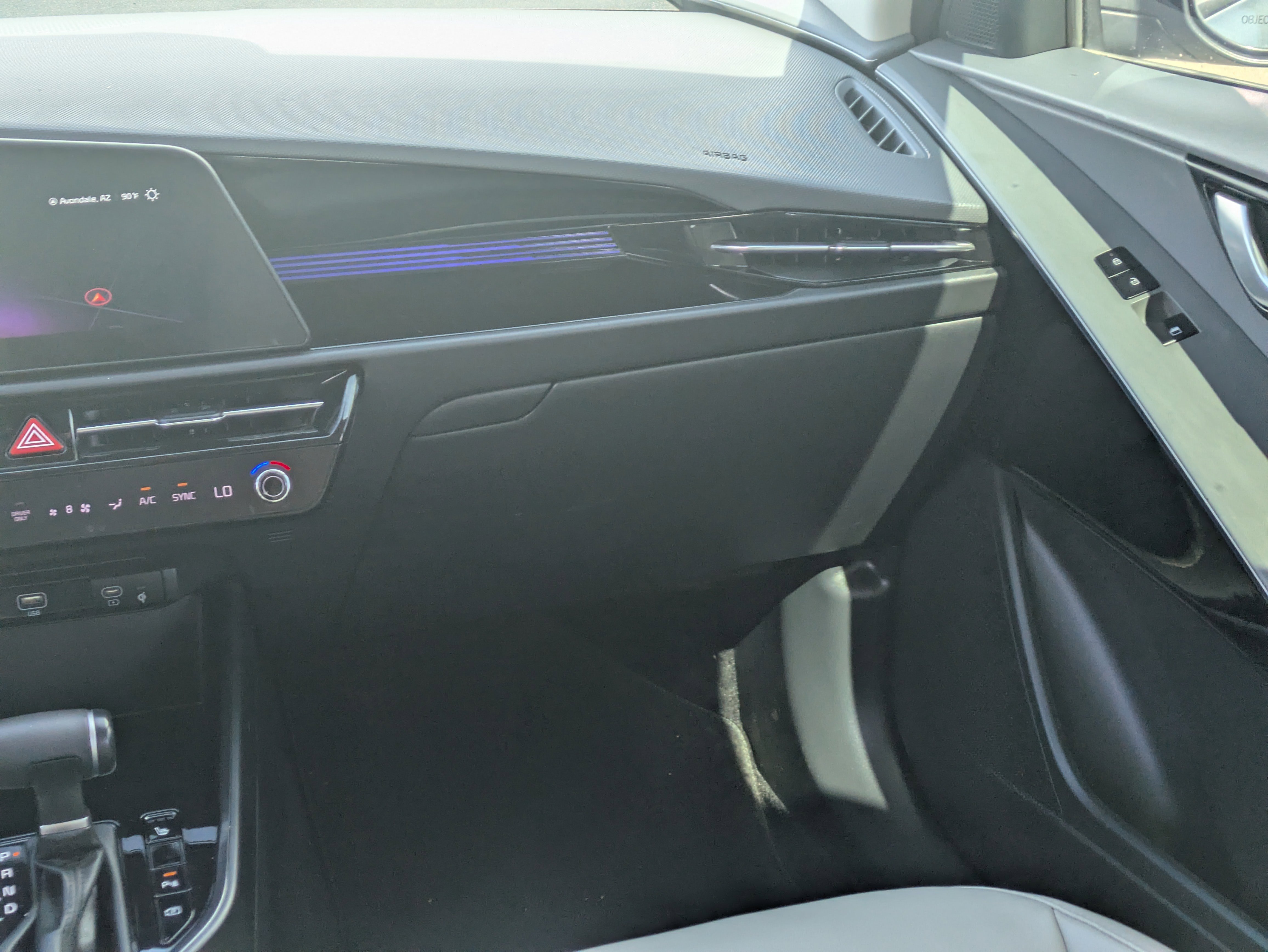 Certified 2023 Kia Niro EX image 18