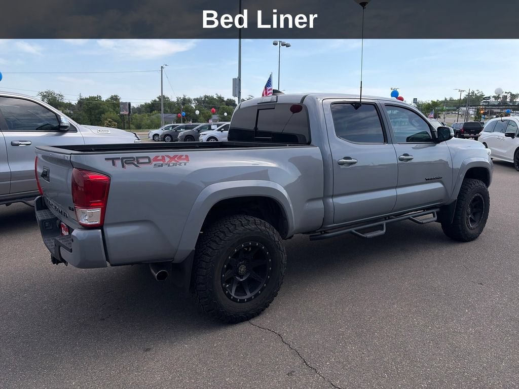 Used 2019 Toyota Tacoma TRD Sport w/ Technology Package AWD/4WD image 6