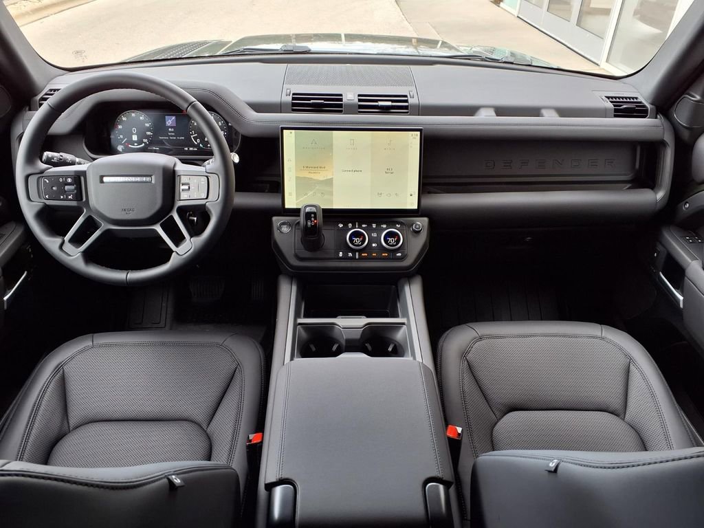 New 2026 Land Rover Defender 110 S AWD/4WD image 9