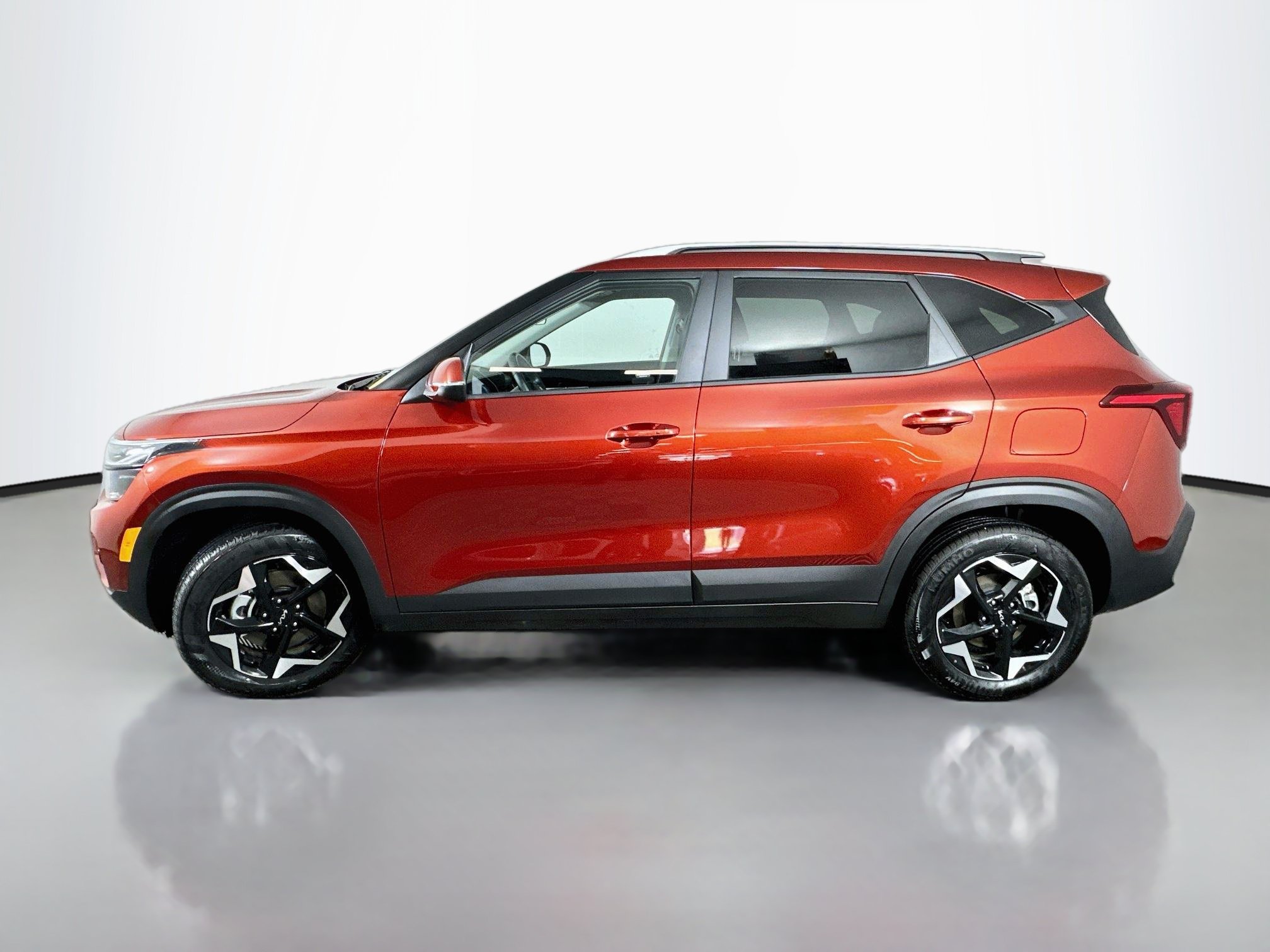 Certified 2026 Kia Seltos S AWD/4WD image 4