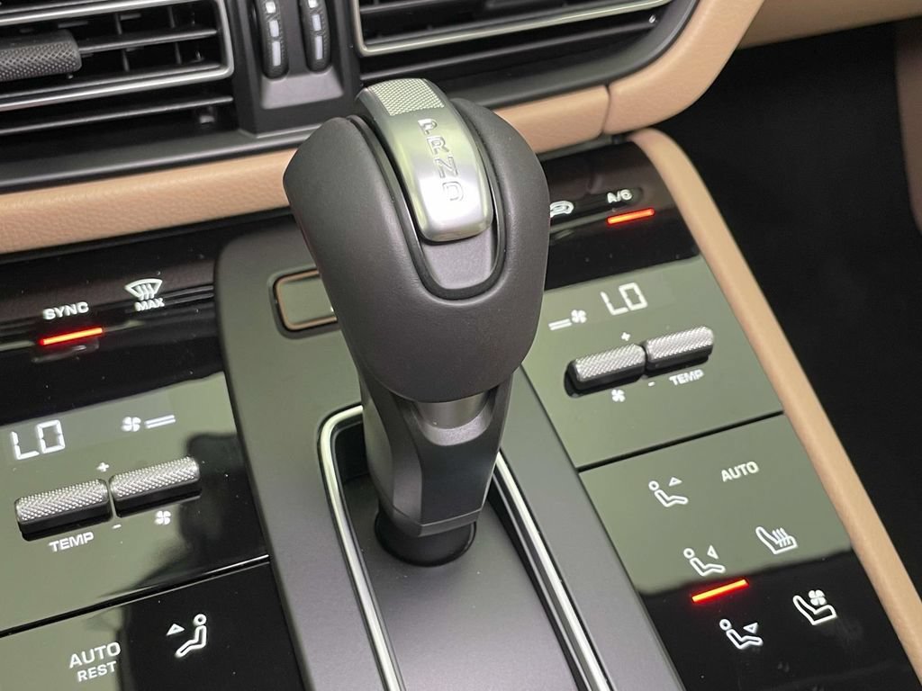 New 2026 Porsche Macan AWD/4WD image 35
