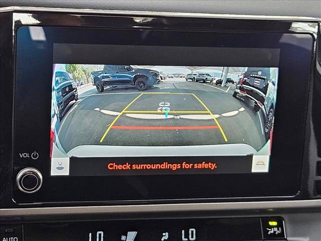 Used 2025 Toyota Camry SE FWD image 12
