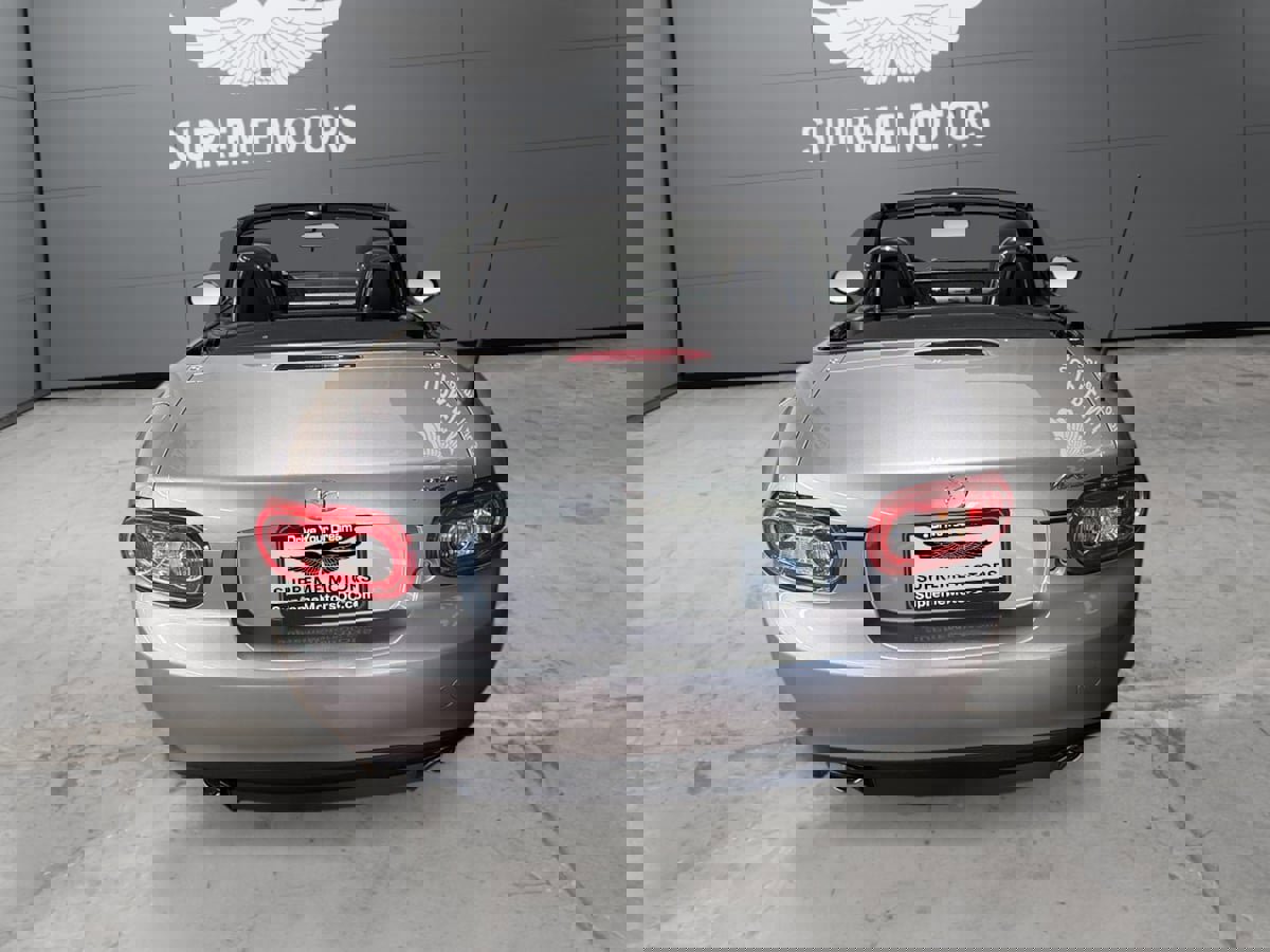 Used 2013 MAZDA MX-5 Miata Club image 8