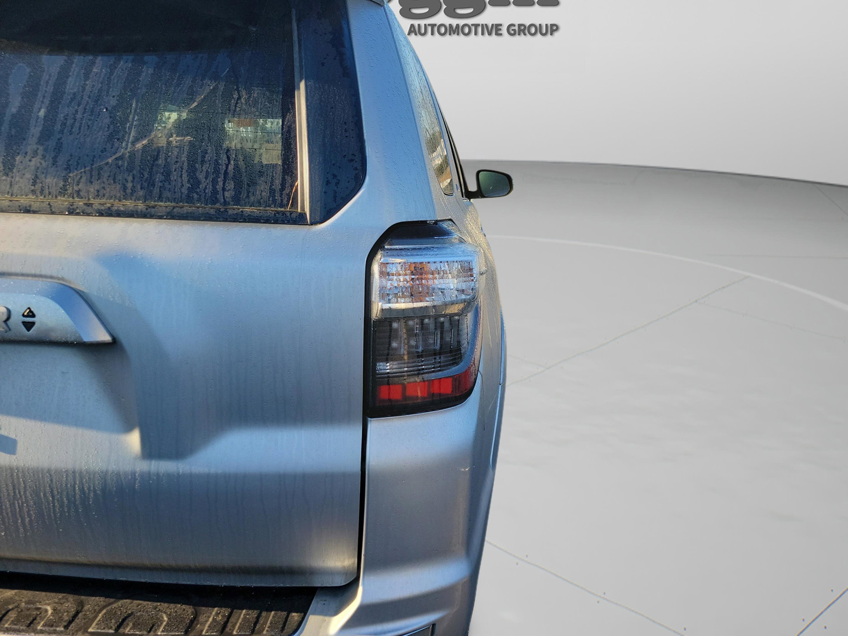Used 2023 Toyota 4Runner Limited RWD image 17