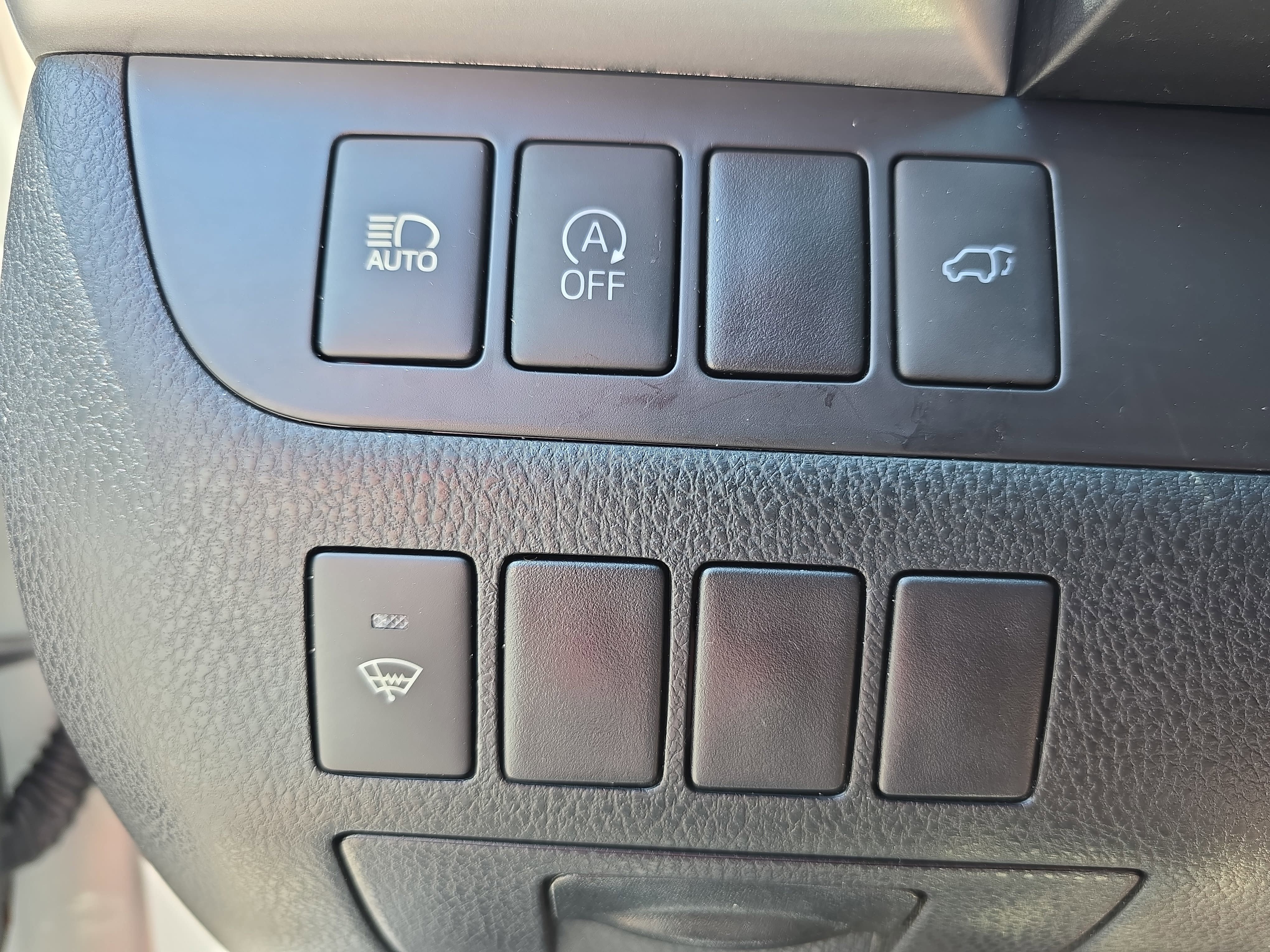 Used 2017 Toyota Highlander SE AWD/4WD image 26