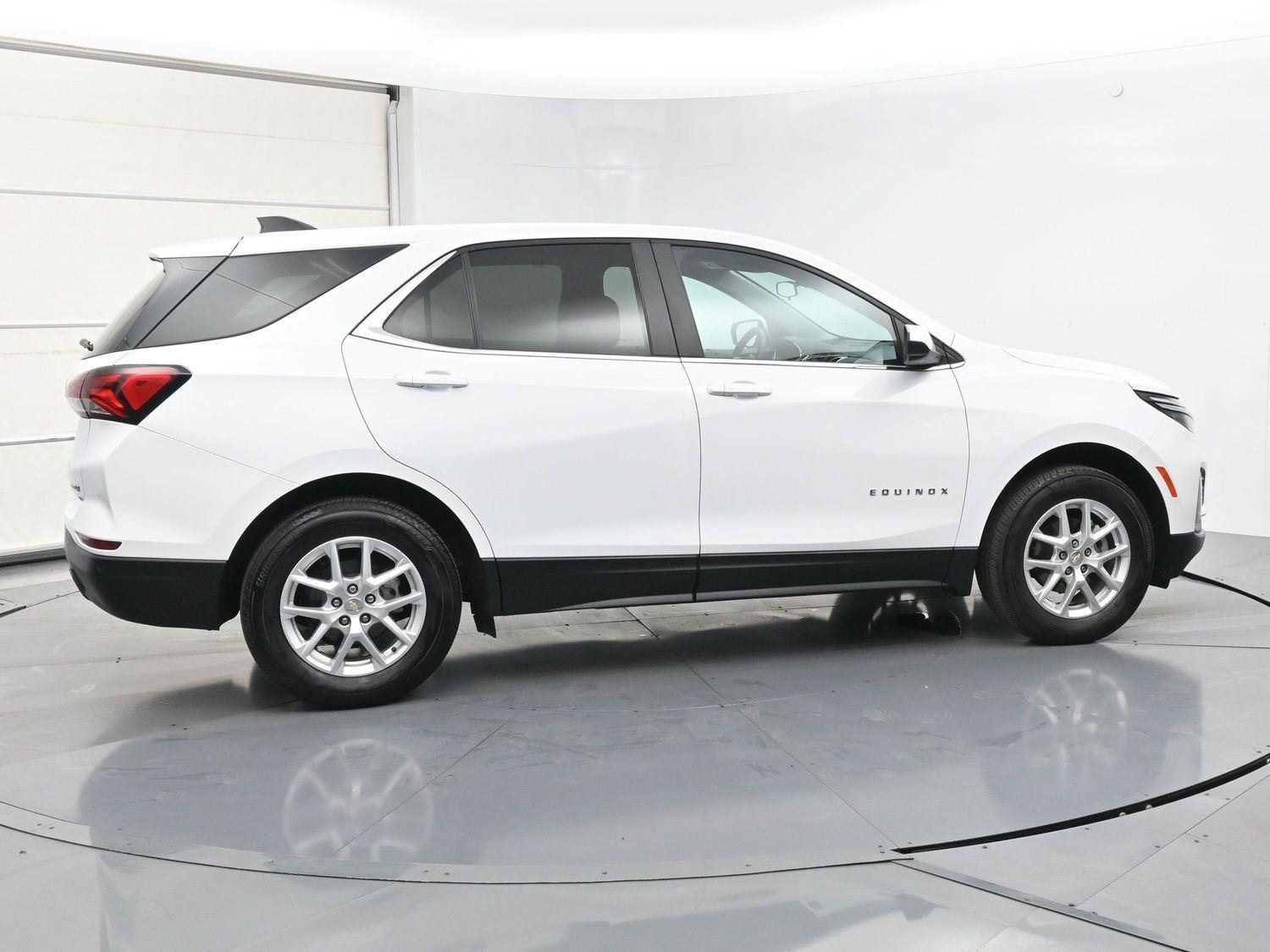 Used 2023 Chevrolet Equinox LT image 26