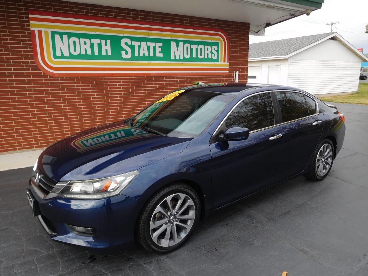 Used 2014 Honda Accord Sport image 1