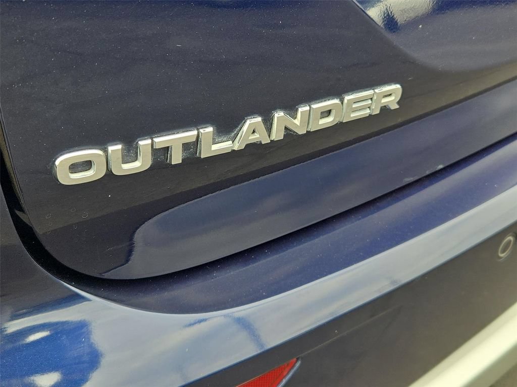 Used 2022 Mitsubishi Outlander SE FWD image 22