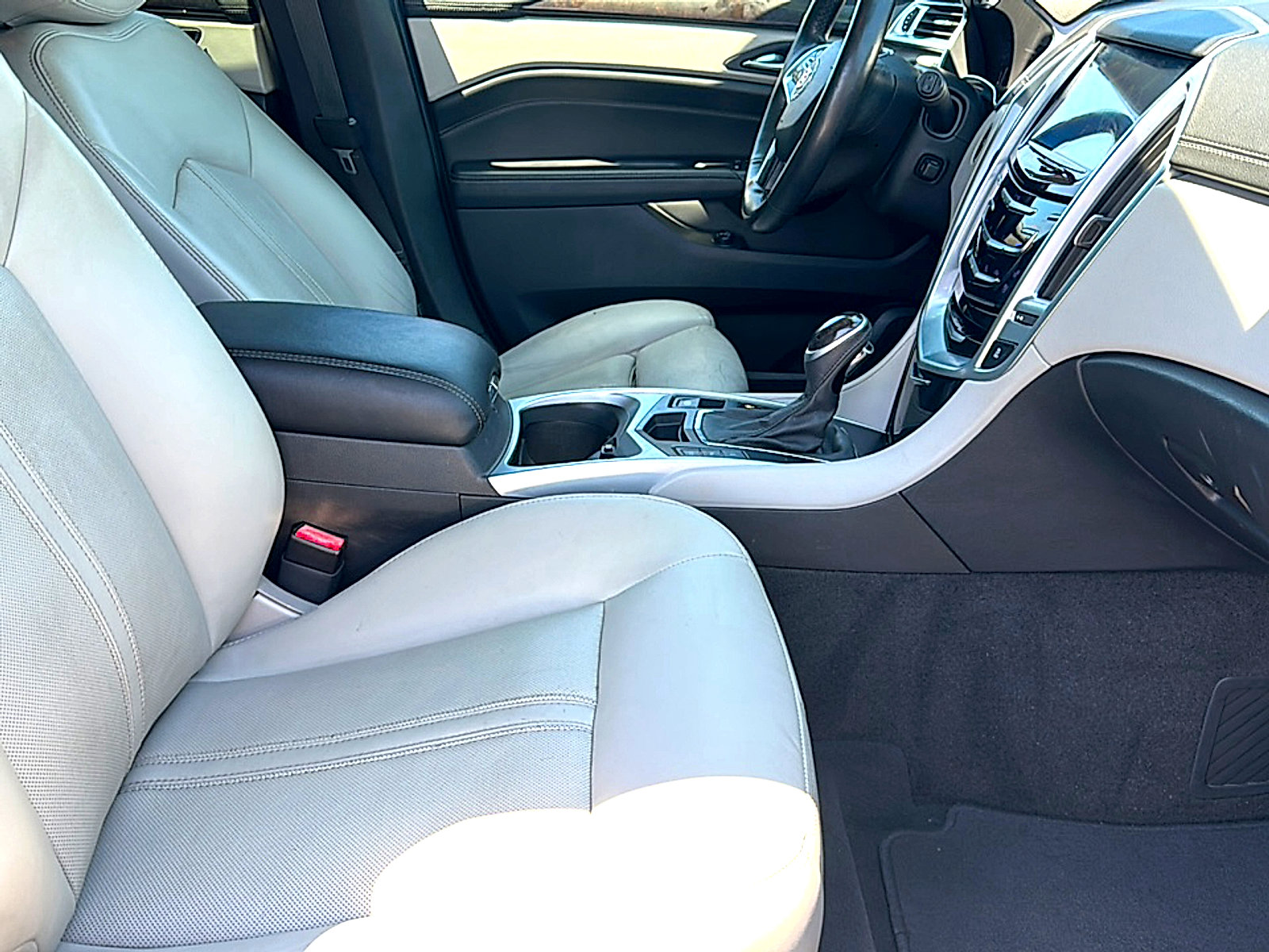 Used 2014 Cadillac SRX Premium FWD image 24