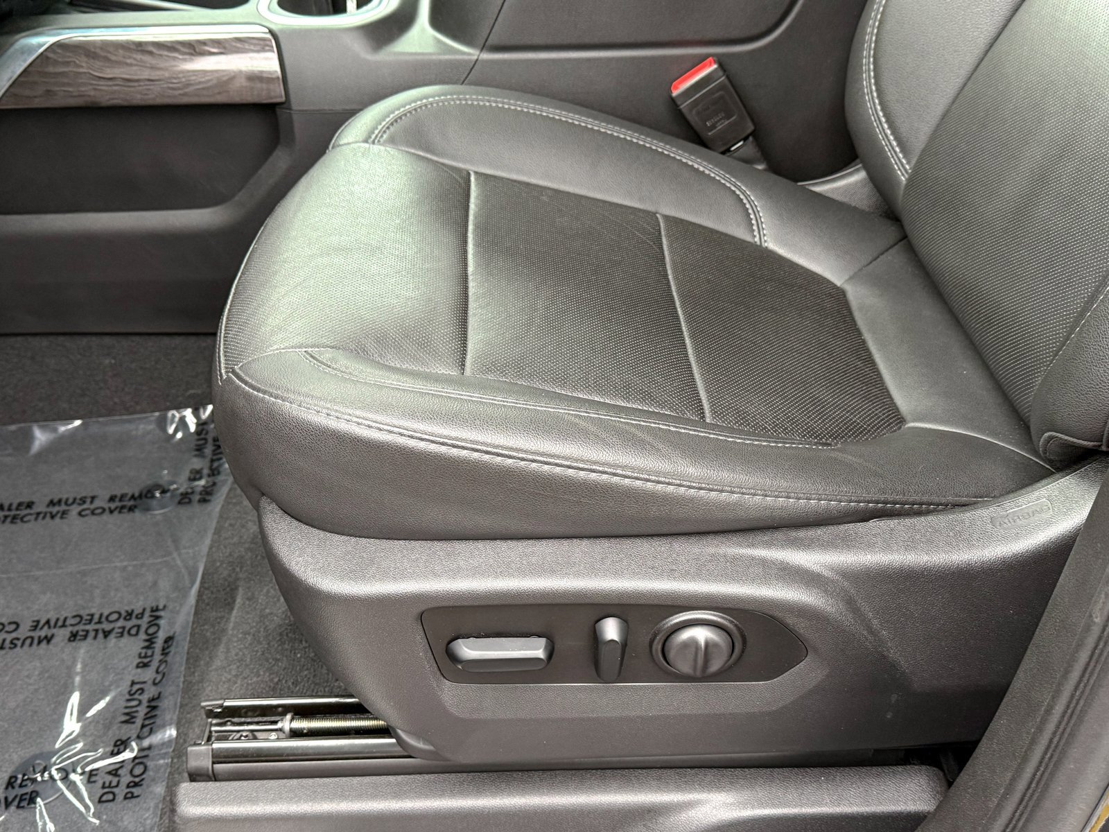 Certified 2021 Chevrolet Silverado 1500 LTZ image 19