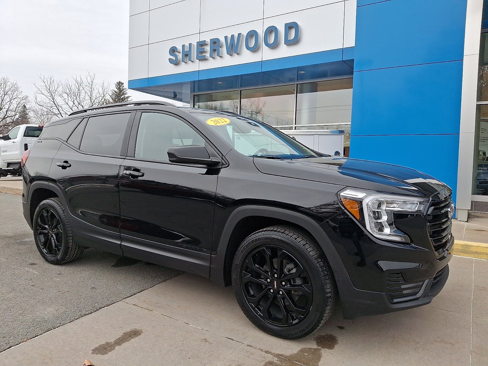 Used 2022 GMC Terrain SLE w/ Driver Convenience Package