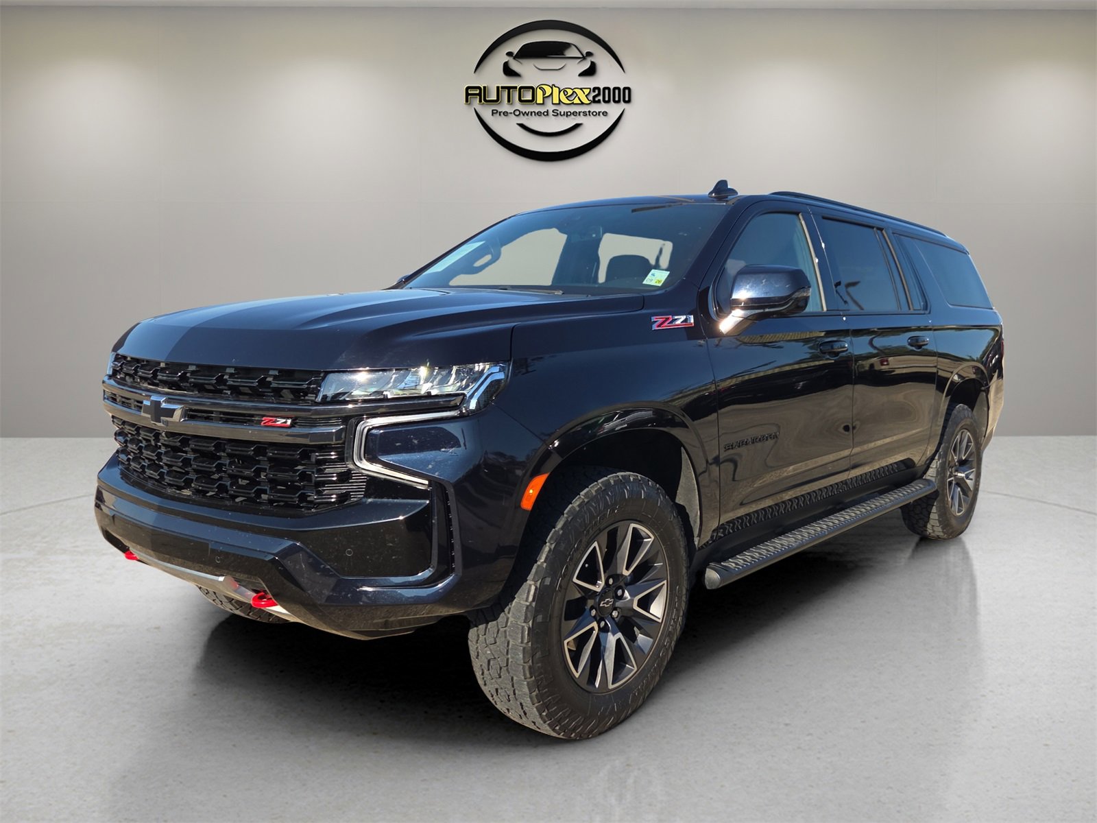Used 2022 Chevrolet Suburban Z71 w/ Z71 Off-Road Package image 3