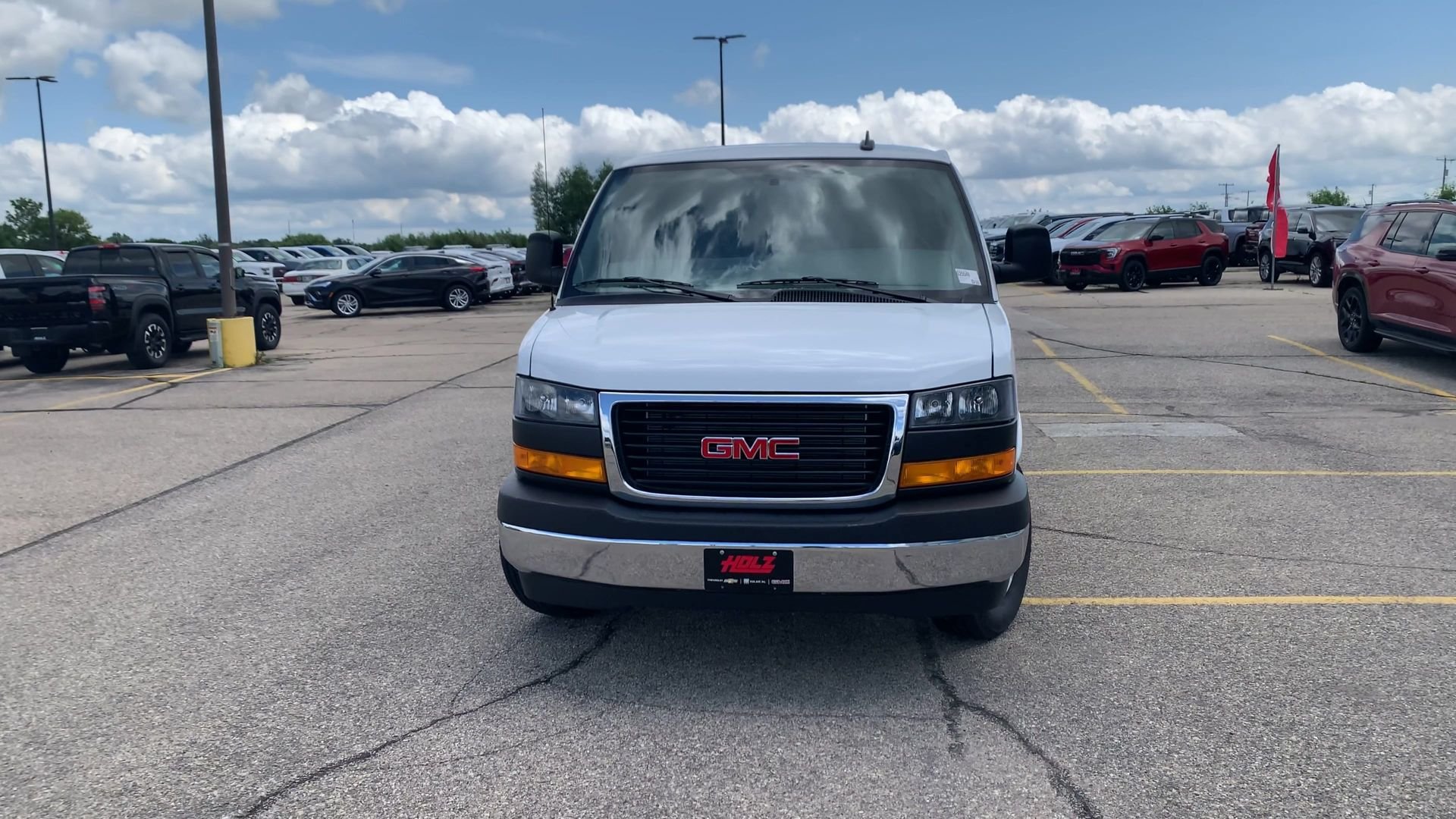 New 2025 GMC Savana 2500 w/ Driver Convenience Package RWD image 27