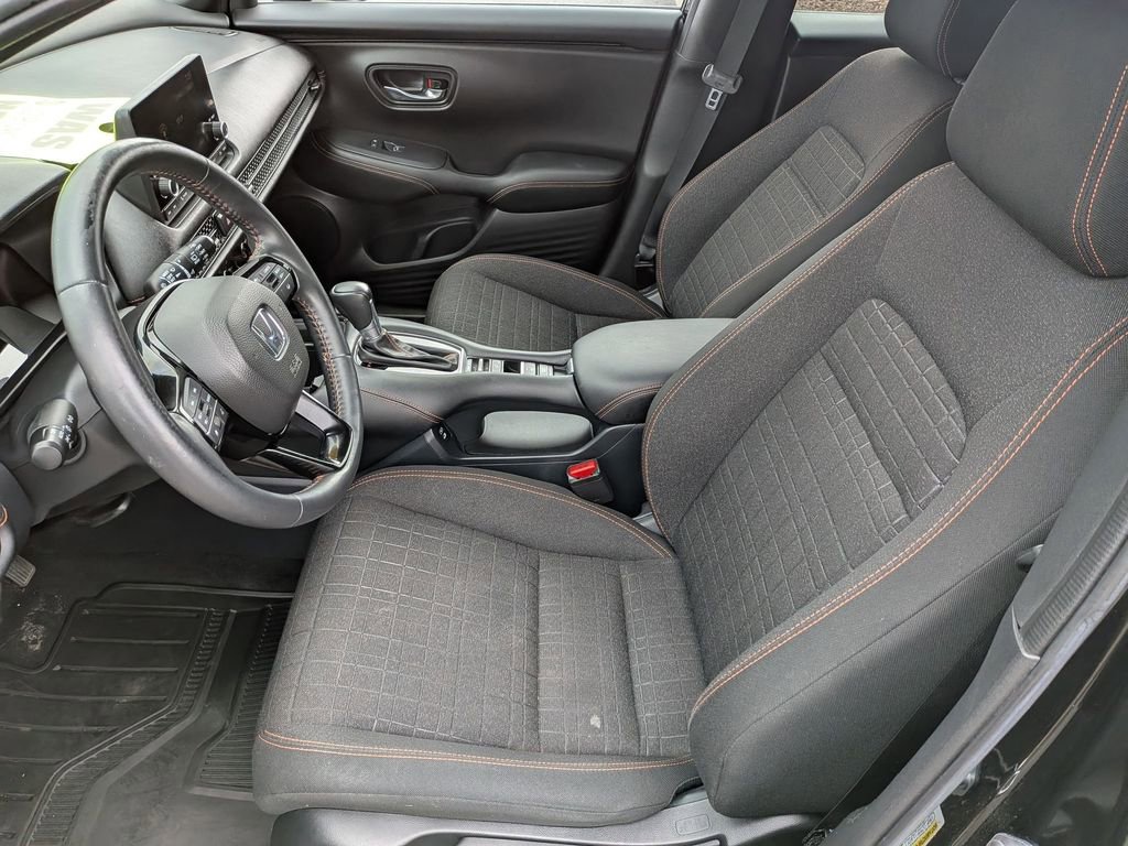 Used 2024 Honda HR-V Sport image 14