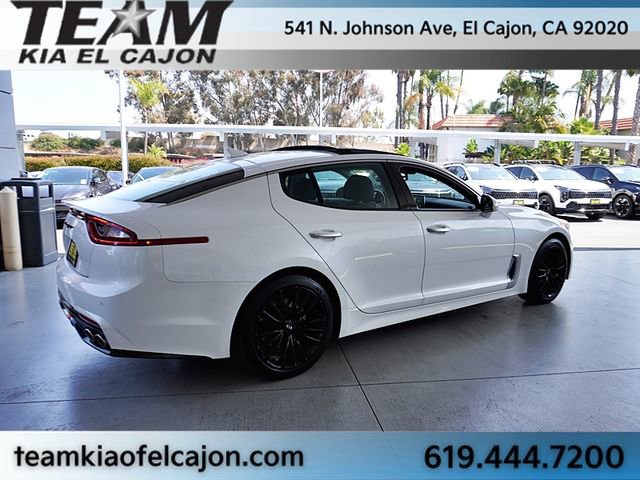 Used 2018 Kia Stinger Premium RWD image 9