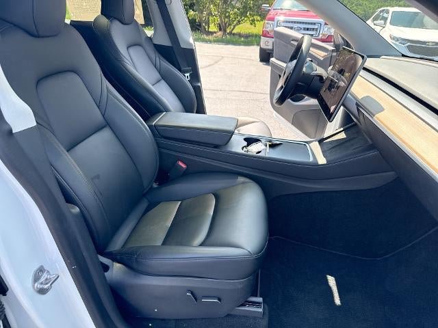 Used 2023 Tesla Model Y Long Range AWD/4WD image 27
