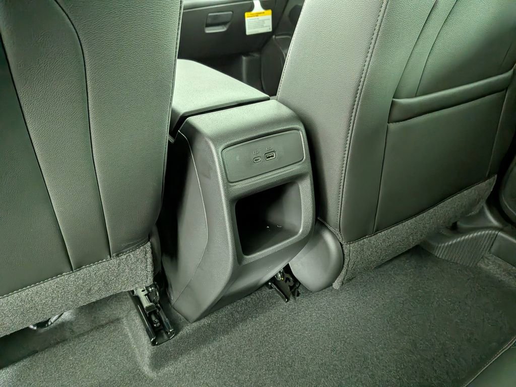 New 2026 Chevrolet Trax RS w/ Sunroof Package image 34