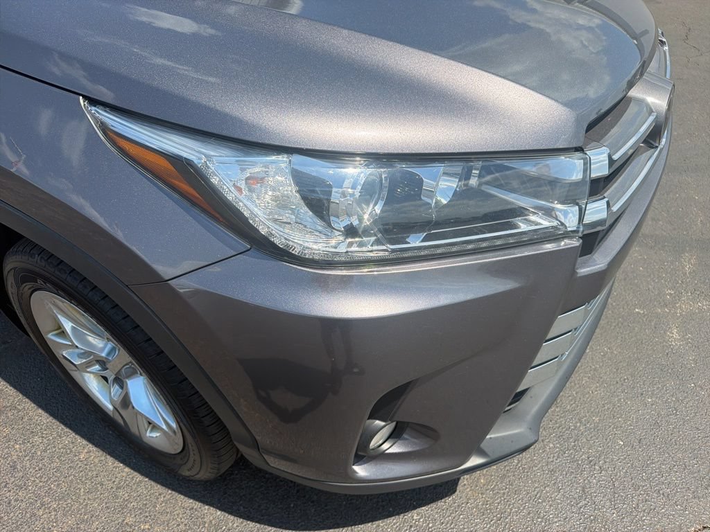Used 2018 Toyota Highlander Limited AWD/4WD image 13