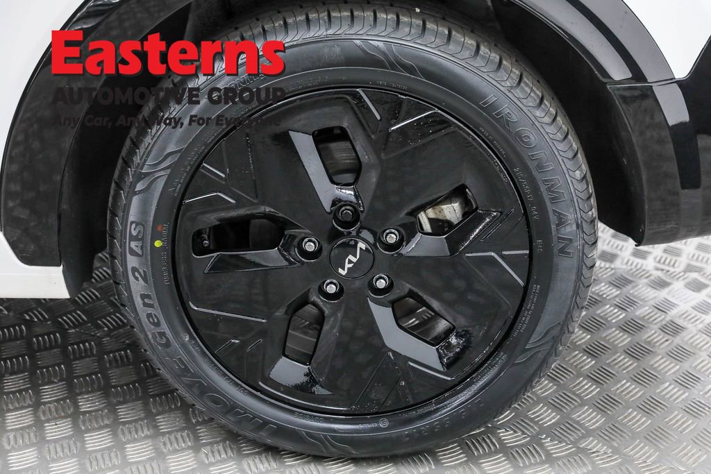 Used 2023 Kia Niro Wind w/ Wind Preserve Package image 31