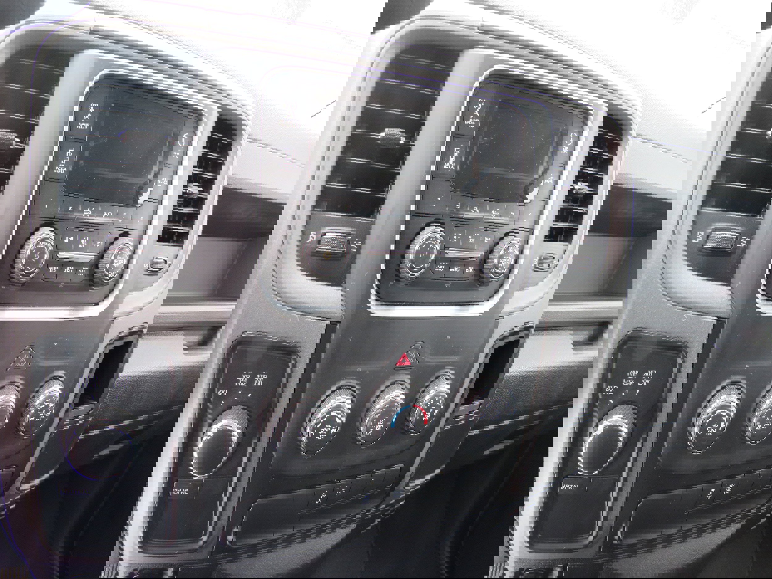 Used 2014 RAM 1500 Express image 9