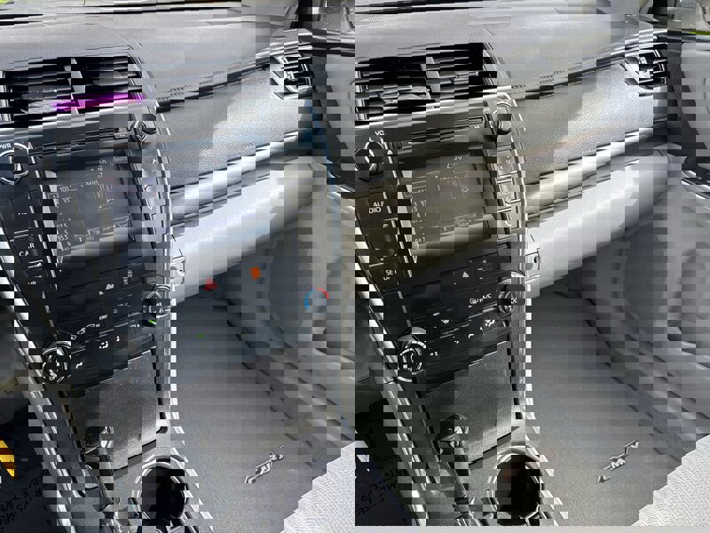 Used 2017 Toyota Camry LE image 41