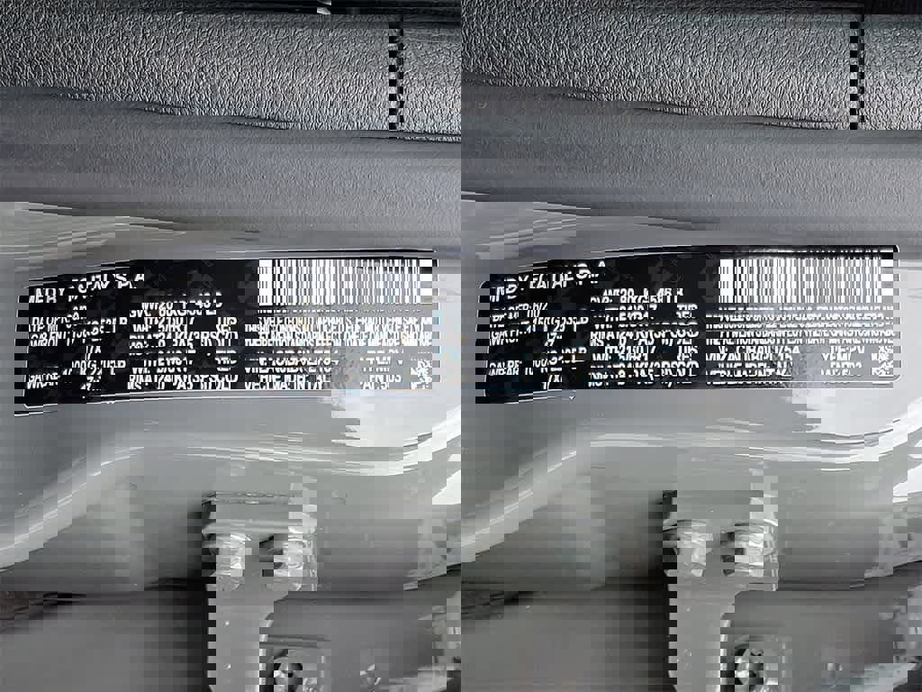 Used 2020 Jeep Renegade Sport w/ Sport Appearance Group image 27