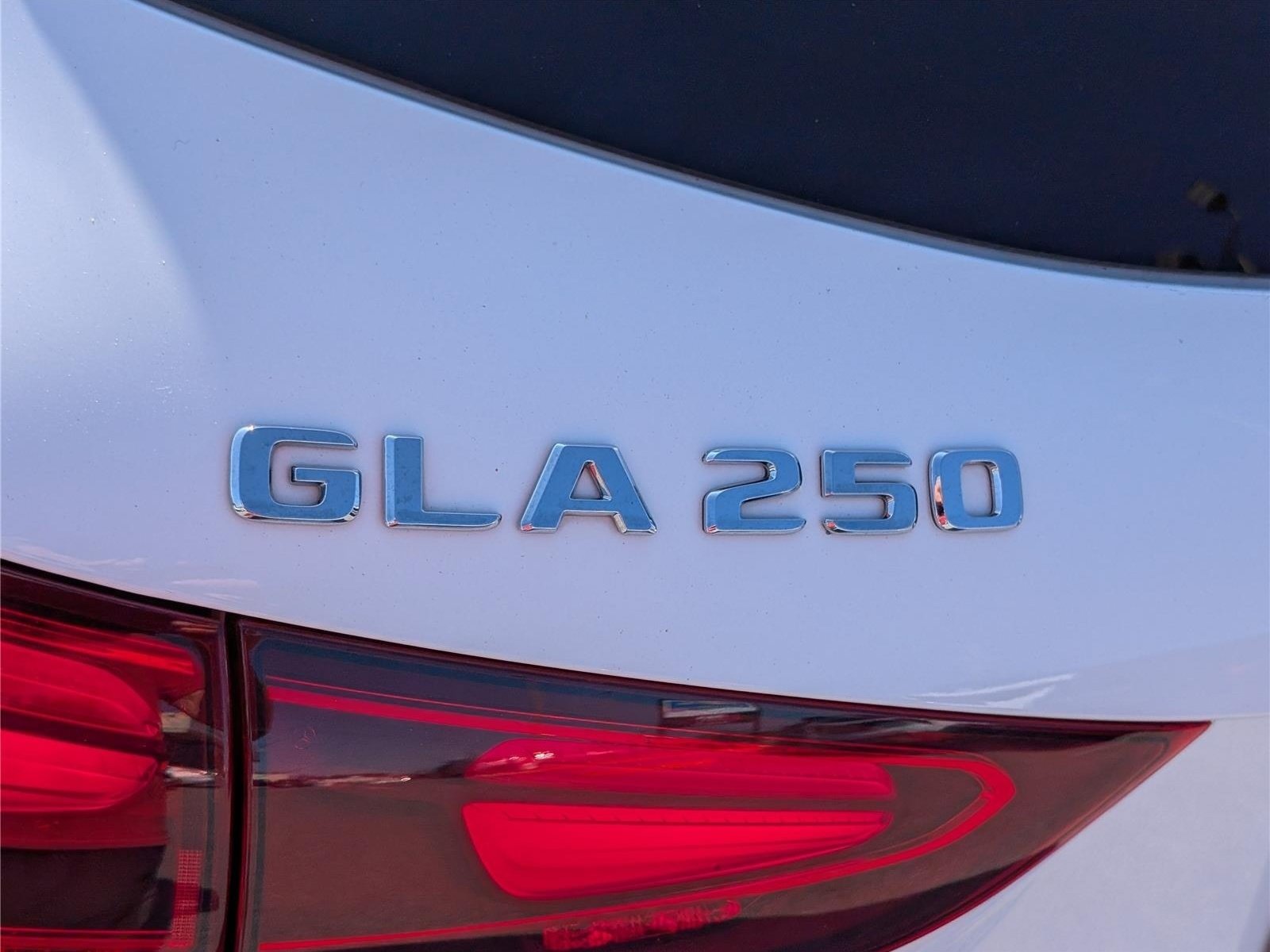 Used 2025 Mercedes-Benz GLA 250 image 9