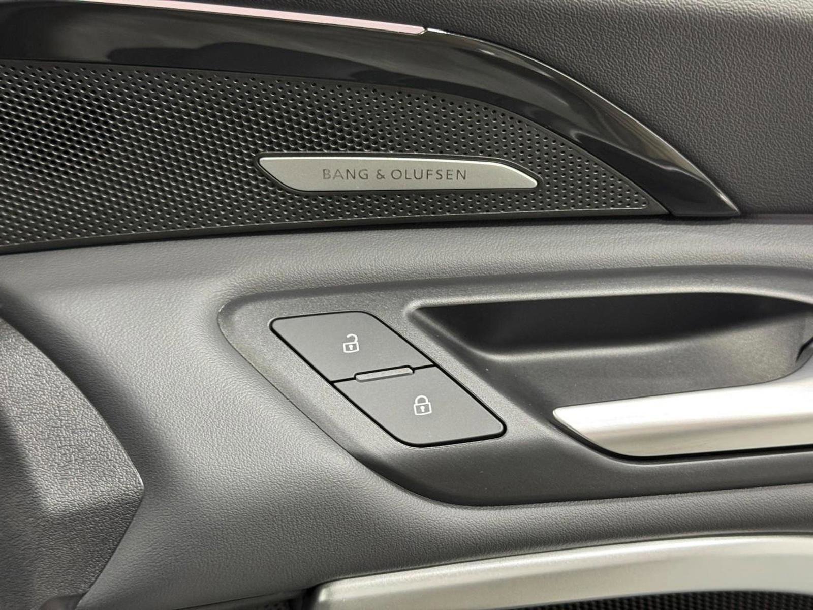 Certified 2025 Audi Q5 Premium Plus w/ Premium Plus image 21