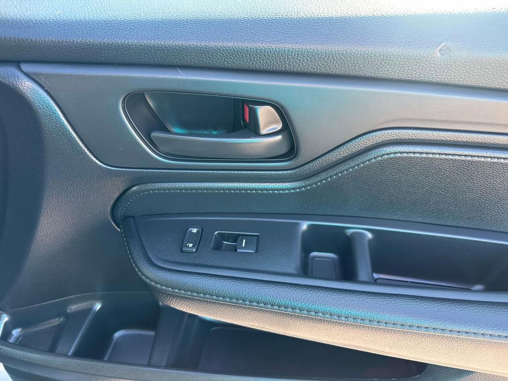 Used 2025 Honda Odyssey EX-L image 22