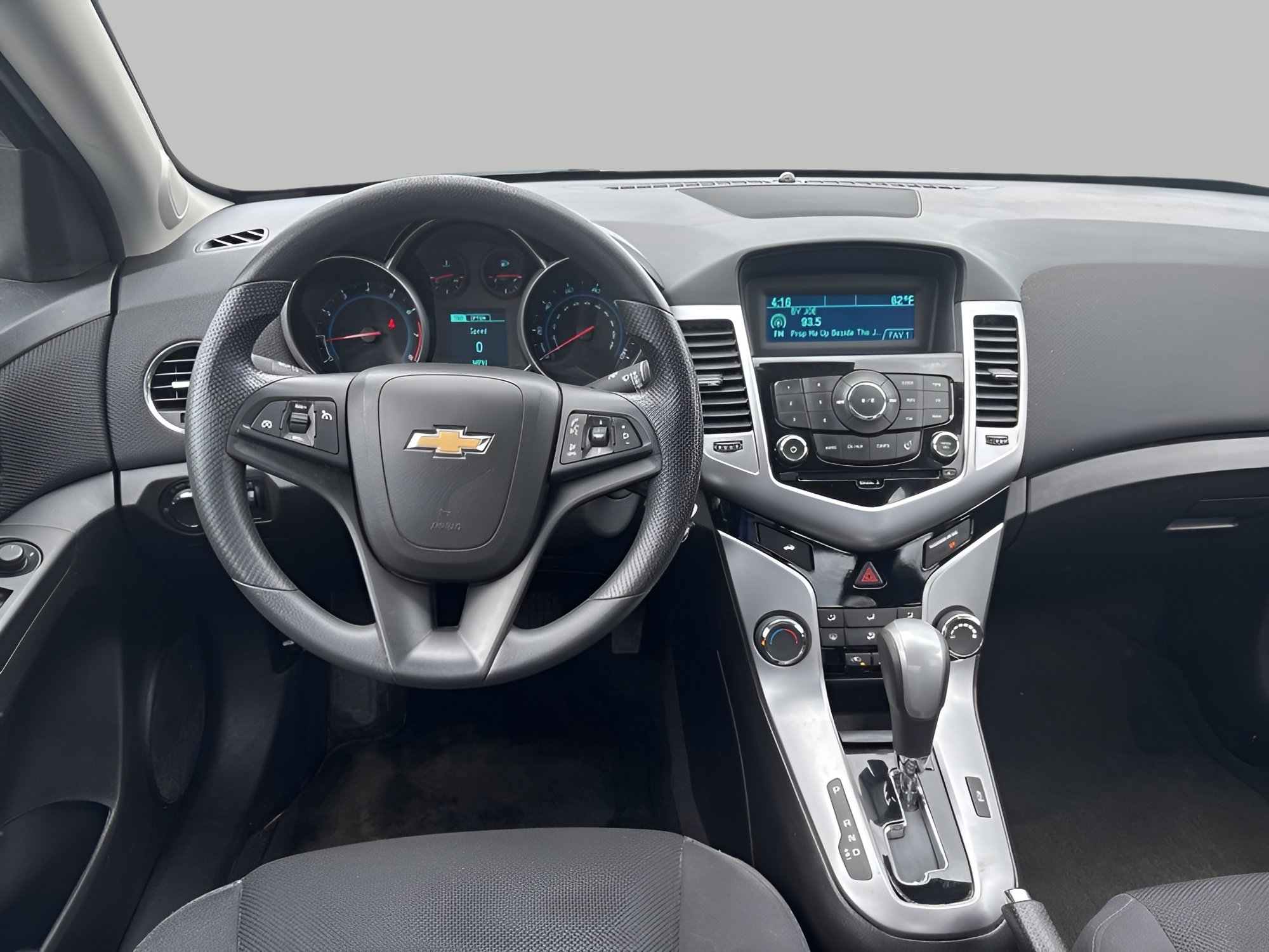 Used 2015 Chevrolet Cruze LT FWD image 15