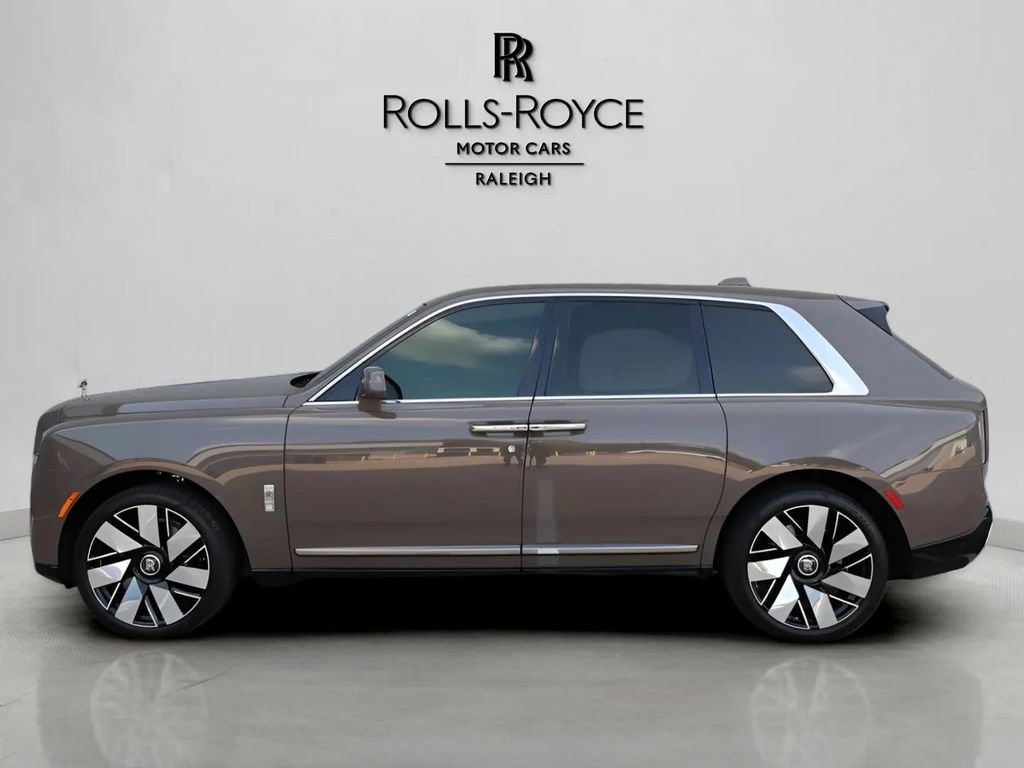 Used 2026 Rolls-Royce Cullinan AWD/4WD image 4