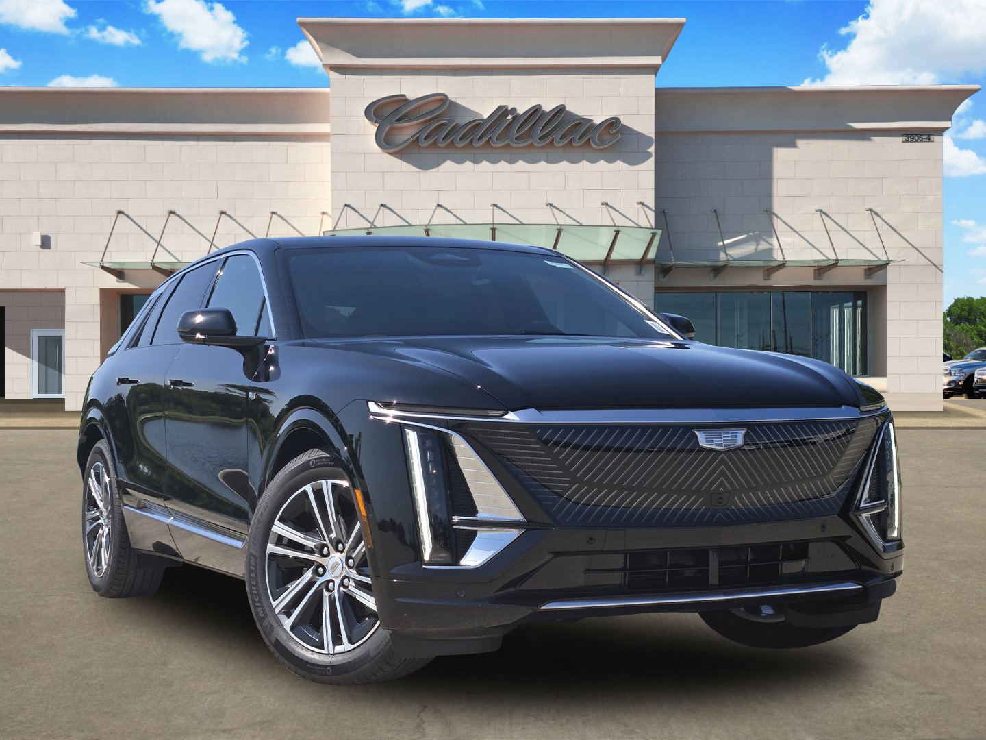 New 2025 Cadillac Lyriq Luxury